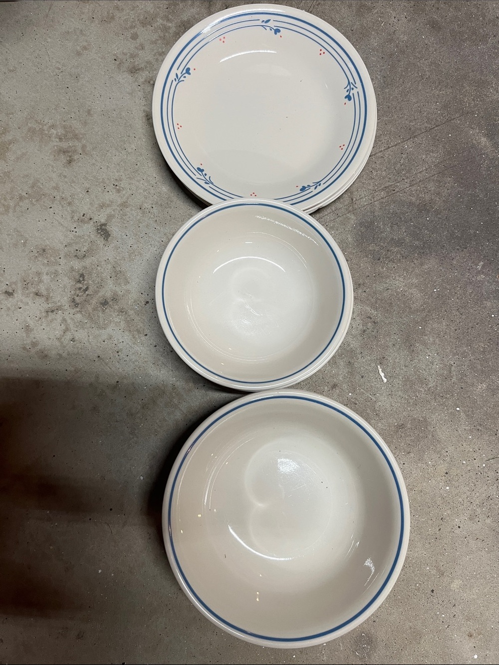 Corelle Country Violets Dinnerware